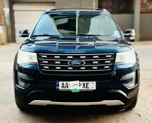 Location Ford Explorer image 2