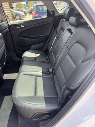 HYUNDAI TUCSON ULTIMATE 2019 image 10