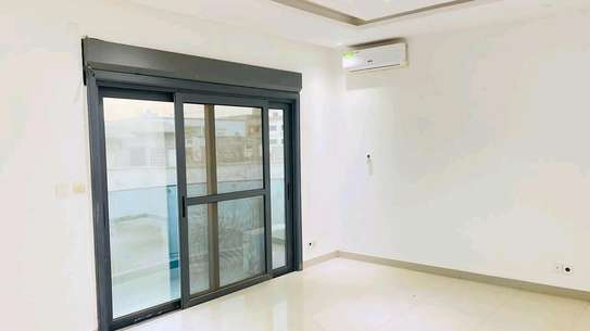Appartement très spacieux aux Almadies image 7