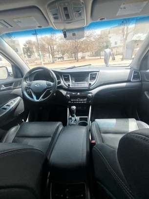 Hyundai tucson 2017 image 3