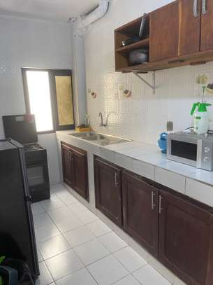 Studio meublé à louer image 2