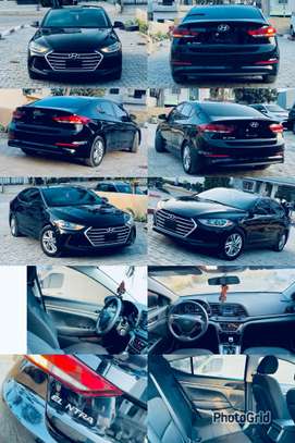 2017 Hyundai Elantra SE From Canada image 5