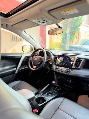 TOYOTA RAV4 2019 image 5