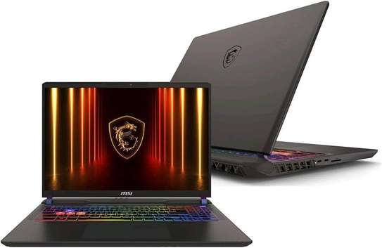 Gamer NEXTGEN MSI VECTOR 2025 image 6