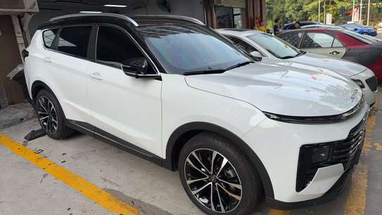 JETOUR X70 PLUS image 7