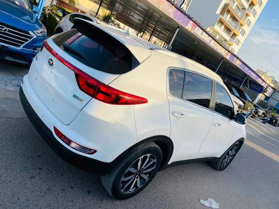 Kia sportage 2018 image 1