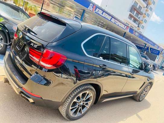 Bmw x5 2018 image 4