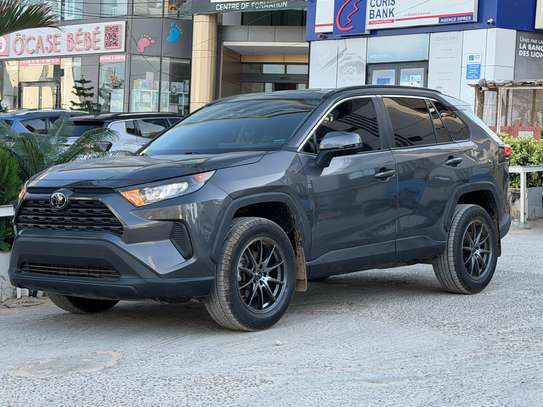 🚗 Toyota RAV4 SE – Année 2021 Automatique image 1