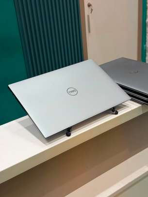 Dell Precision 5560 11 eme génération image 5