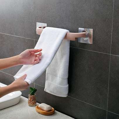 Cintre Salle de Bain image 4