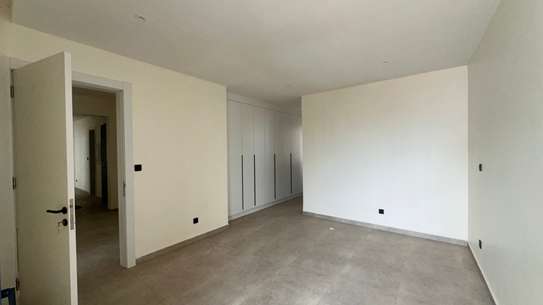 Appartement à louer au Point E image 11