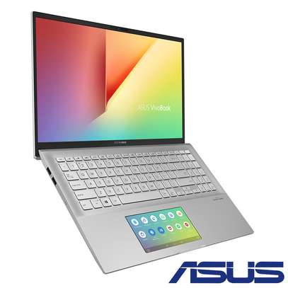 ASUS VivoBook S15 image 4