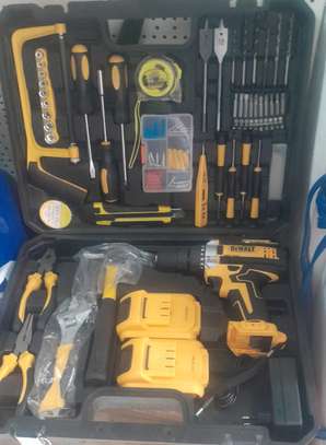Visseuse et perceuse Dewalt 197v image 1