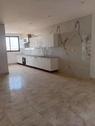 Appartement f4 à louer a Dakar Plateau image 10