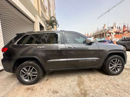 Jeep Grand Cherokee Limited 2017 image 8