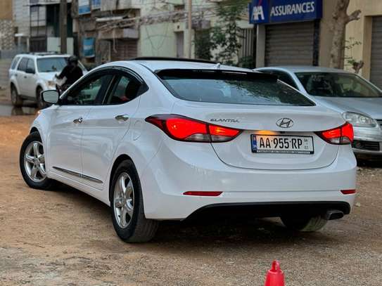 Hyundai avante image 8