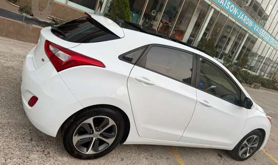 Hyundai Elantra GT 2017 image 3
