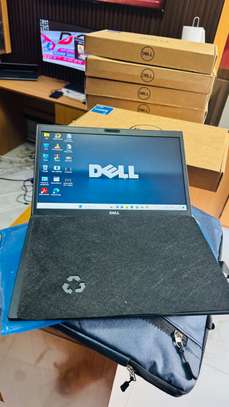 DELL 7480 neuf - i7 - 256/ 8gb dan son carton image 6