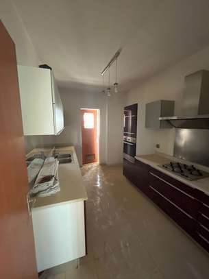 APPARTEMENT A LOUER FANN MERMOZ image 5