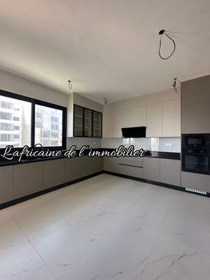 À louer – Appartement F4 de standing aux Almadies image 15