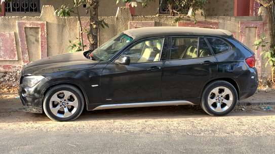 BMW X1 image 1