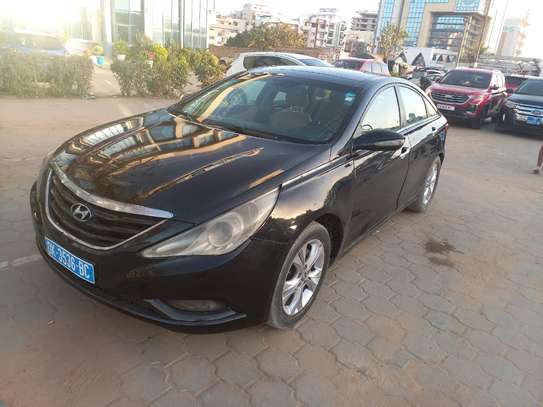 Hyundai Sonata image 1