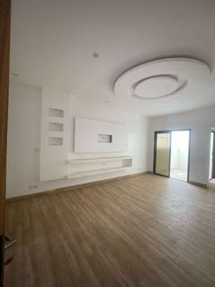 F4 Neuf Recasement BOA Almadies image 14
