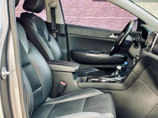 KIA SPORTAGE Venant Diesel image 12
