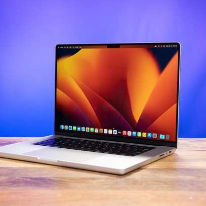 MacBook Pro 16" (2023) image 2