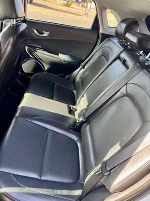 Hyundai kona limited image 9
