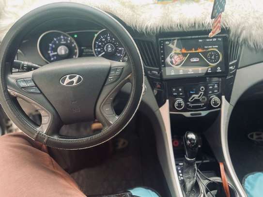 Hyundai sonata 2011 image 8