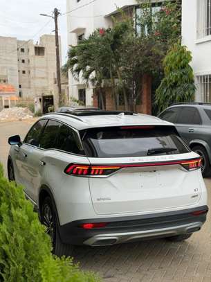 Une occasion à saisir d’une très belle voiture beijing x7 image 5