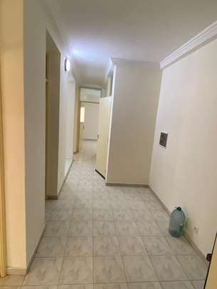 Apparemment à louer image 4