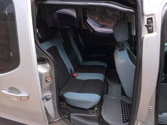 CITROËN BERLINGO ESSENCE image 4
