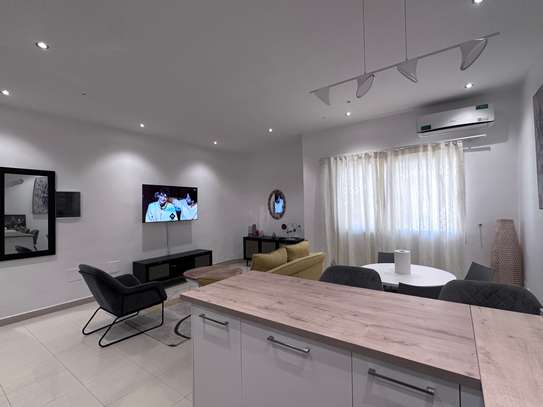 Studio meublé à louer - liberté 6 extension image 4