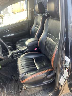 Toyota Hilux 2015 image 3