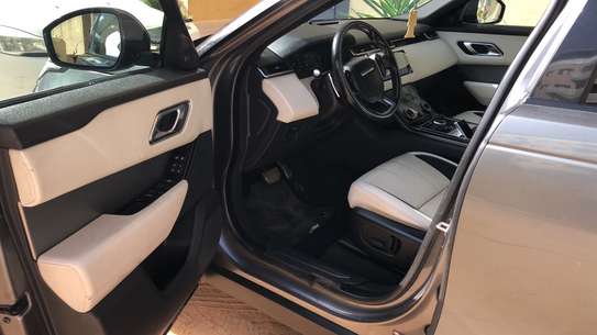 RANGE ROVER VELAR image 9