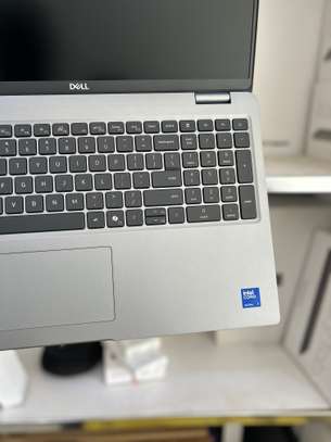 Dell Latitude 5550 - Intel Ultra 7 | 32GB RAM | 512 image 3