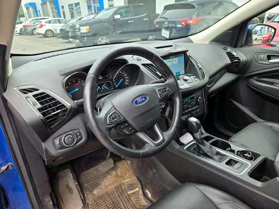 Ford Escape image 11