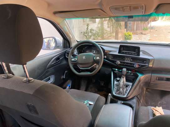Peugeot Landtrek 2022 image 2