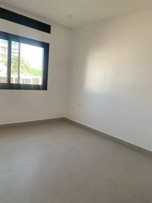 APPARTEMENT F4 A LOUER ALMADIES image 1