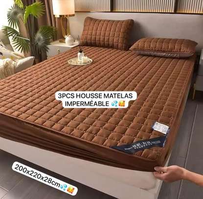 Protège-matelas imperméable matelassé  standard image 2
