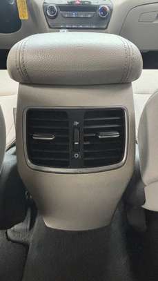 HYUNDAI TUCSON VENAT image 13