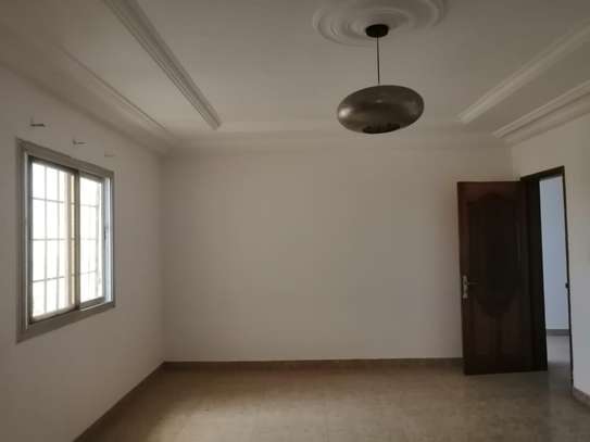 Appartement F4 au 4e étage à Liberté 6 extension image 15