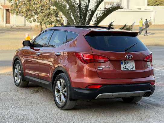 Hyundai SANTAFE image 7