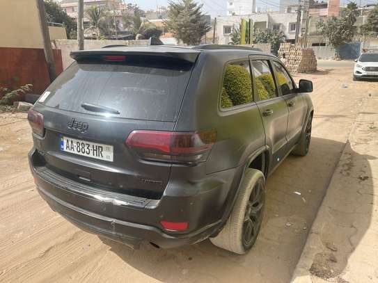 jeep grand cherockee image 2