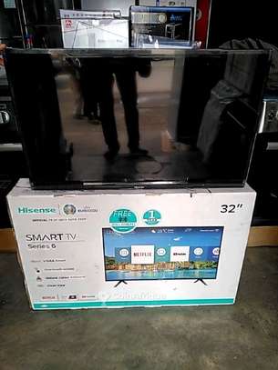 Smart tv HISENSE 32" full HD image 2