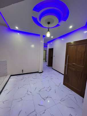 LUXUEUX APPARTEMENT T4 image 1