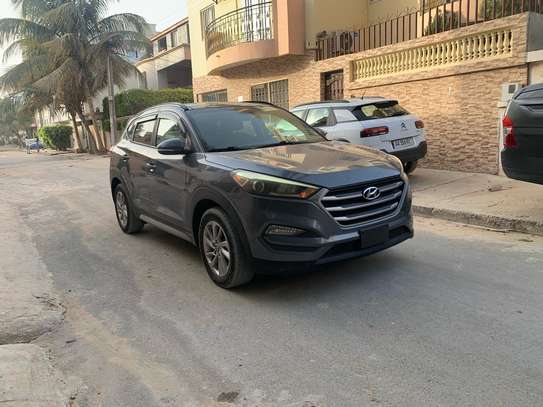 Hyundai Tucson image 2