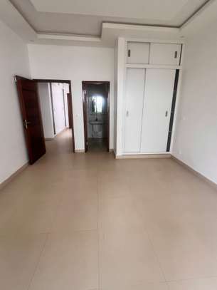 Apt F4 très lumineux à Ngor Almadies image 6